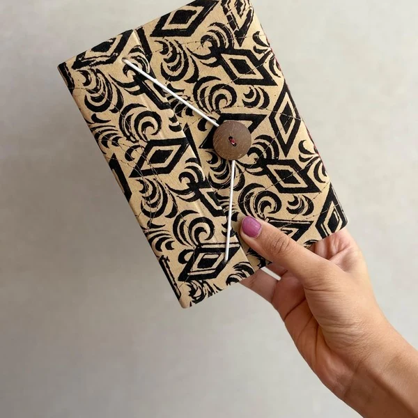 Ebony Damask, Black and cream damask pattern